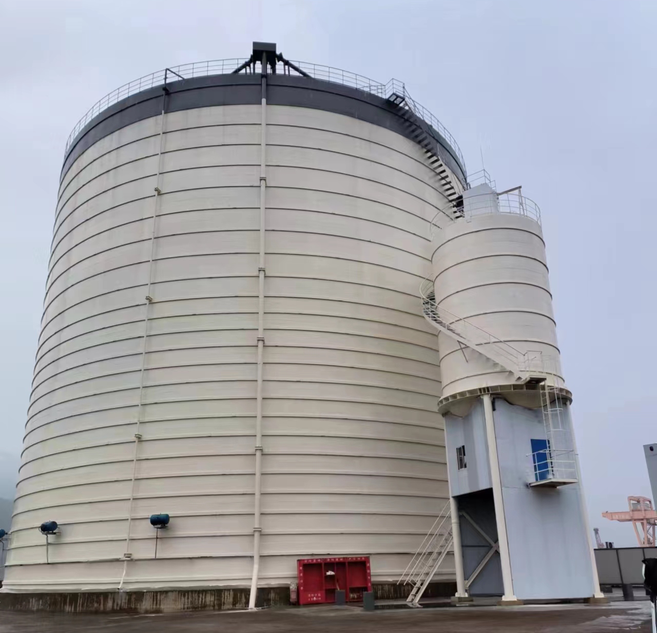 喀喇沁10万吨水泥钢板库